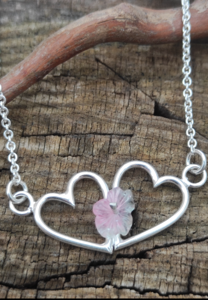 Kette mit Herzpärchen und Turmalin Blüte