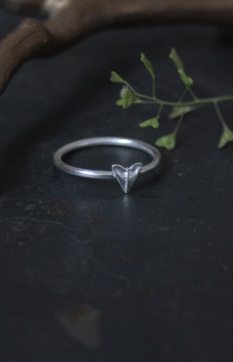 Hirtentäschel Ring mit einem Herz