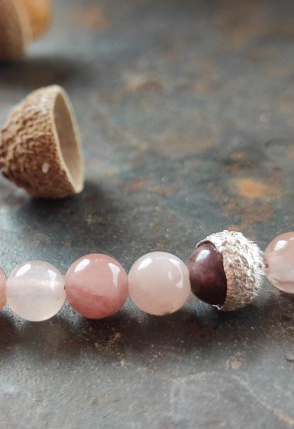 Kurze Eichelhütchen Kette mit Rose Quarz