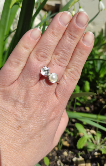 Maiglöckchen Ring mit Perle