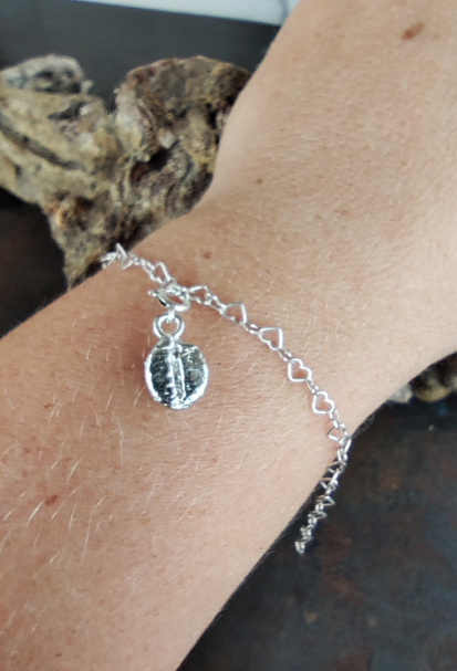 Kaffeebohnen Anhänger für ein Bettelarmband
