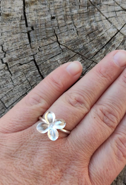 Flieder Blüten Ring