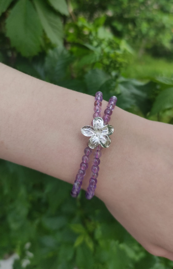 Fliederblüten Armband mit Amethyst