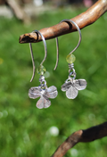 Mini Kleeblatt Ohrhänger mit Peridot
