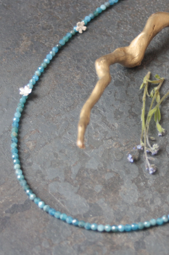 Vergissmeinnicht Collier mit Apatit