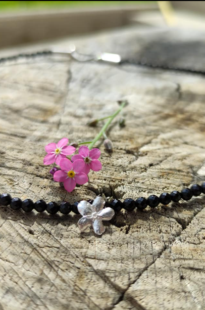 Vergissmeinnicht Kette mit Onyx