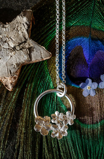 Kette mit Silberring mit Vergissmeinnicht Blüten