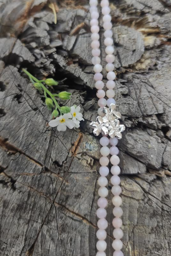 Vergissmeinnicht Armband mit 3 Blüten und rosa Opal