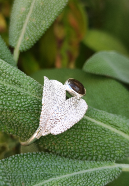 Salbei Ring mit zwei Blättern und Labradorit