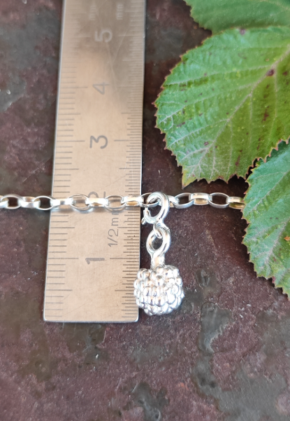 Mini Beeren Anhänger mit Karabiner