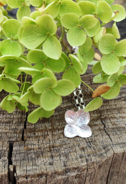 925 Silber Hortensien Blüte Anhänger Bettelarmband – Handgefertigt Unikat