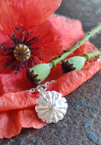 Mohn Deckel Anhänger mit Karabiner