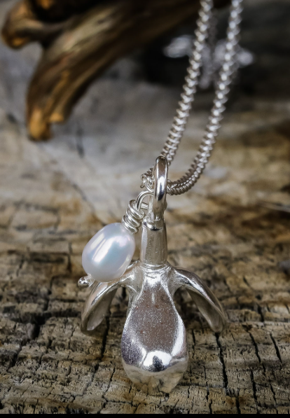 Schneeglöckchen Anhänger mit weißer Perle