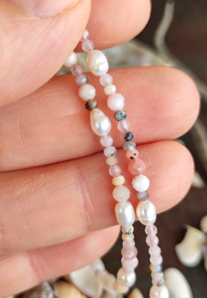Mini Muschel Opal Kette*