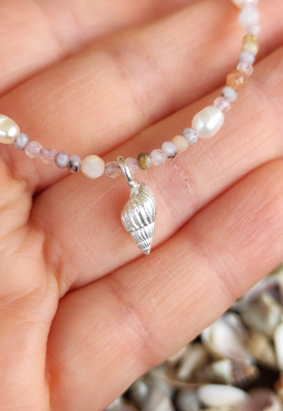 Mini Muschel Opal Kette*