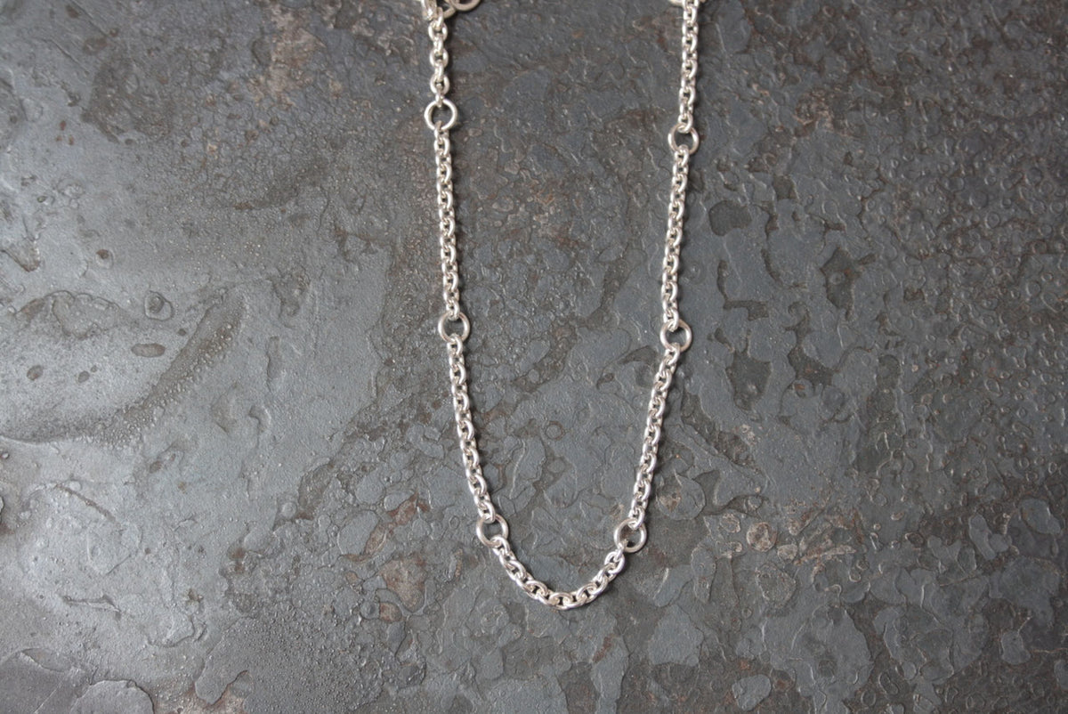 Einfaches Silber Bettelarmband